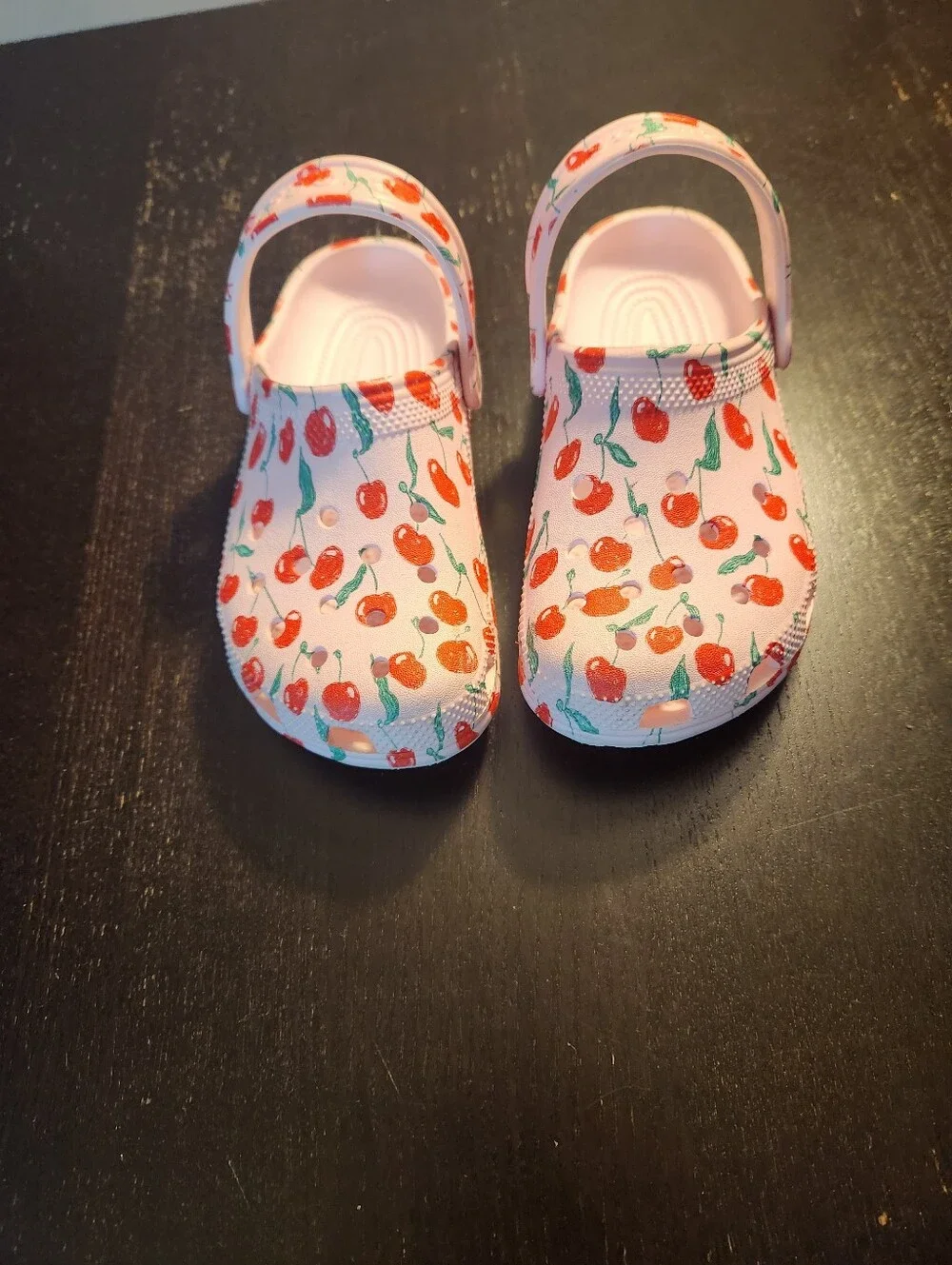 CROCS cute pink